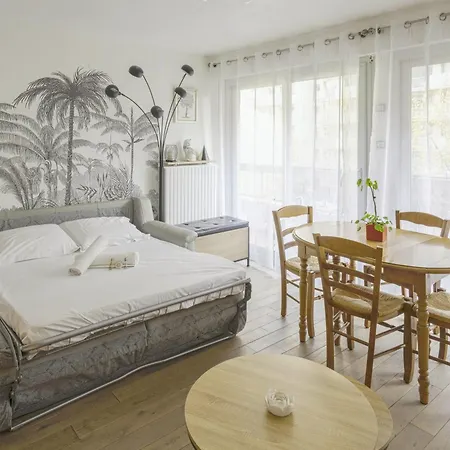 Labrouste Et Son Balcon - Welkeys Lejlighed *