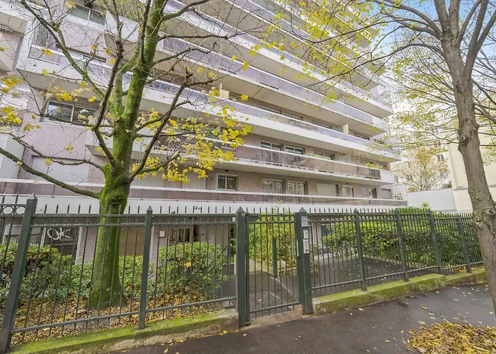 Labrouste Et Son Balcon - Welkeys Paris